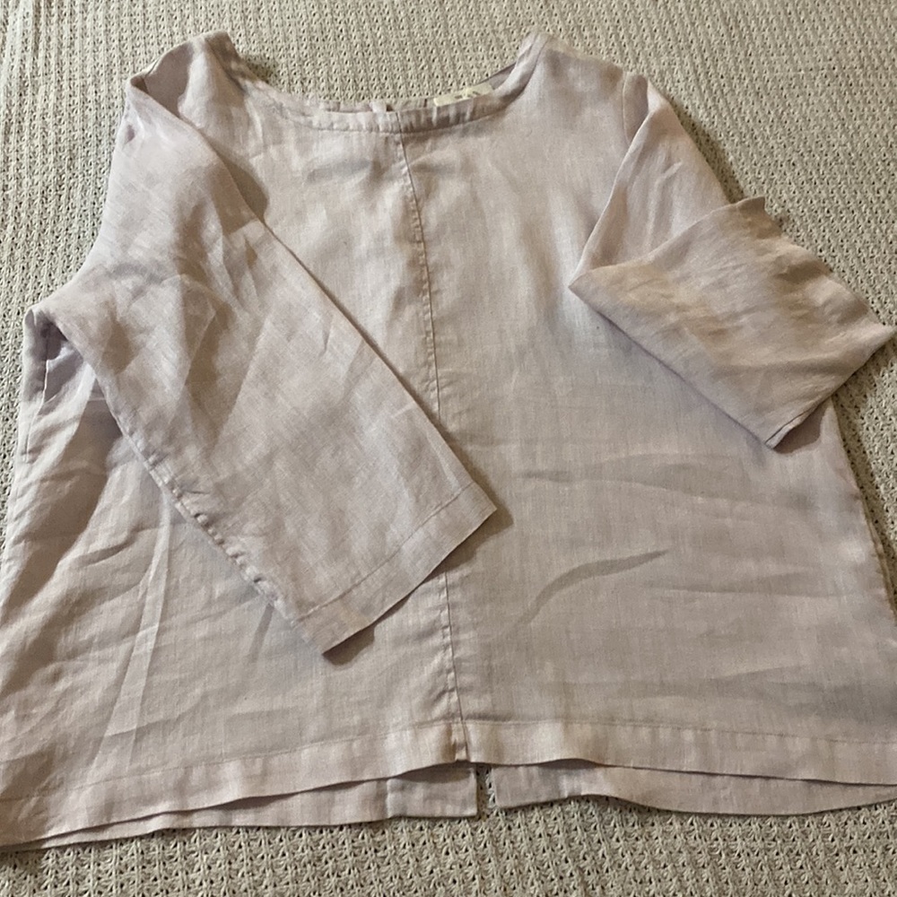 Linen Top✨ - Picture 3 of 4